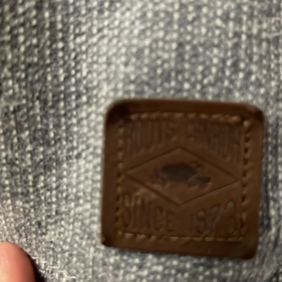 Men’s medium Roots sweater - Picture 2 of 4